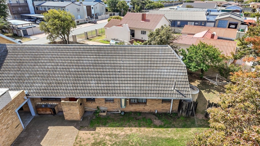 4 Bedroom Property for Sale in Hartenbos Central Western Cape